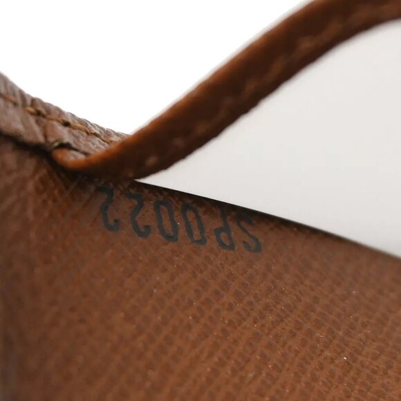 Louis Vuitton Brown Taiga Card Case - Picture 7 of 7